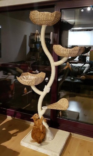 Large flower cat - cat, wooden