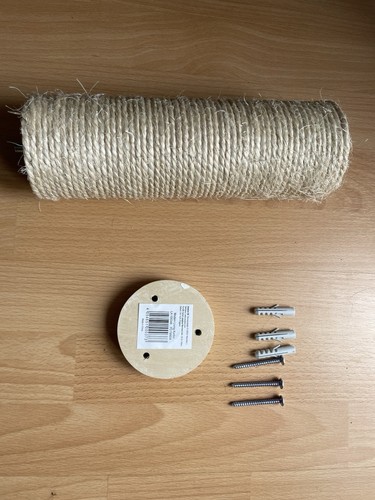 Scratching post basketin sisal